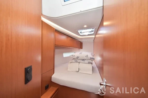 Bavaria 45 Cruiser - Yacht Charter Sailica