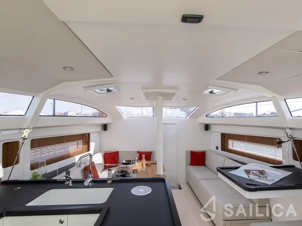 RM 1180 - Yacht Charter Sailica