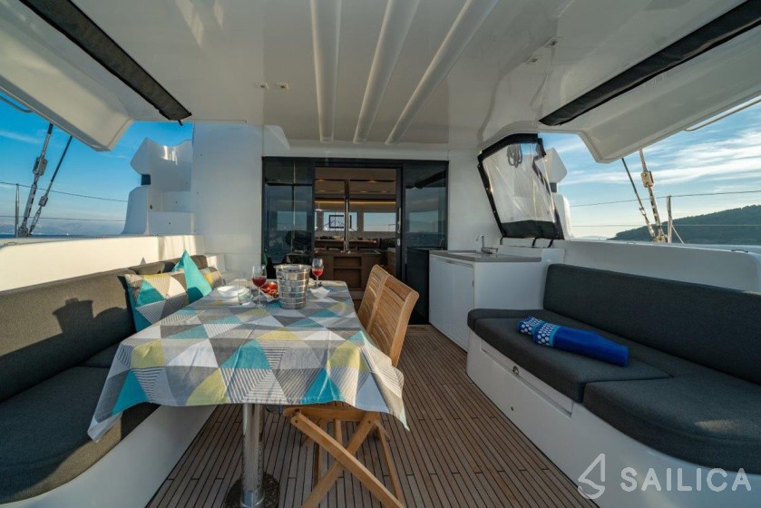 Lagoon 50 - Yacht Charter Sailica