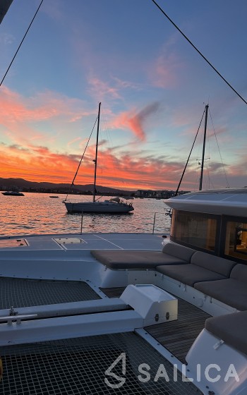 Lagoon 50 - Yacht Charter Sailica