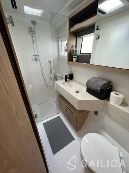 Lagoon 50 - Yacht Charter Sailica