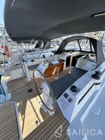 Bavaria C38 - Yacht Charter Sailica