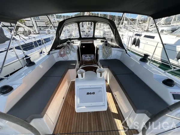 Bavaria C38 - Yacht Charter Sailica