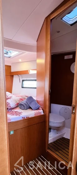 Bavaria C38 - Yacht Charter Sailica