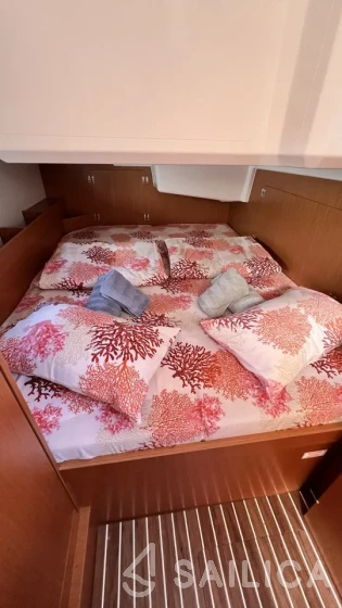 Bavaria C38 - Yacht Charter Sailica