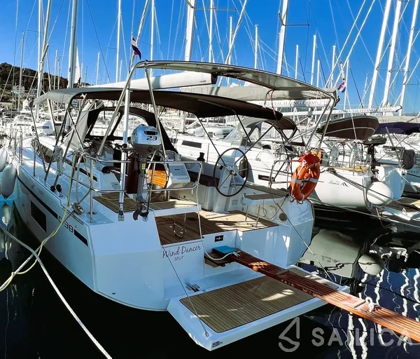 Bavaria C38 - Yacht Charter Sailica