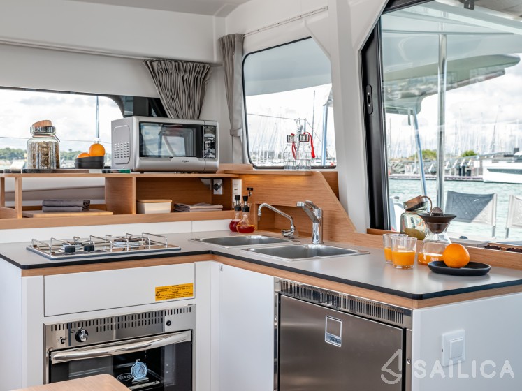 Excess 11 - Yacht Charter Sailica