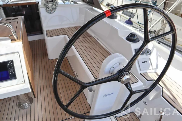 Bavaria C42 - Yacht Charter Sailica