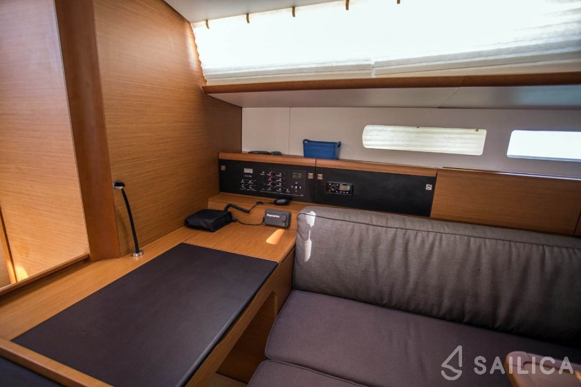 Sun Odyssey 519 - Yacht Charter Sailica