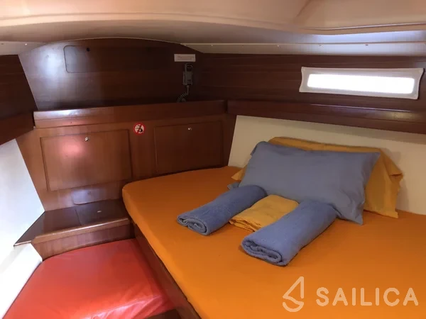 Dufour 365 GL - Yacht Charter Sailica