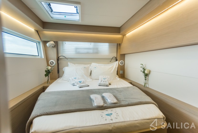 Lagoon 51 - Yacht Charter Sailica