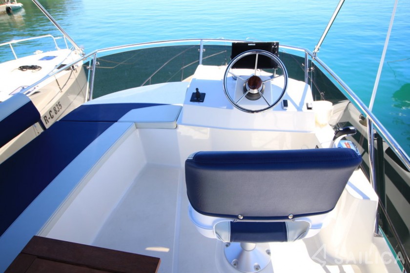 Platinum 989 - Yacht Charter Sailica