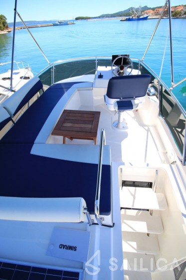 Platinum 989 - Yacht Charter Sailica