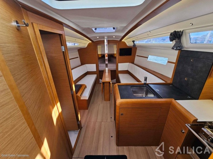 Sun Odyssey 349 - Yacht Charter Sailica