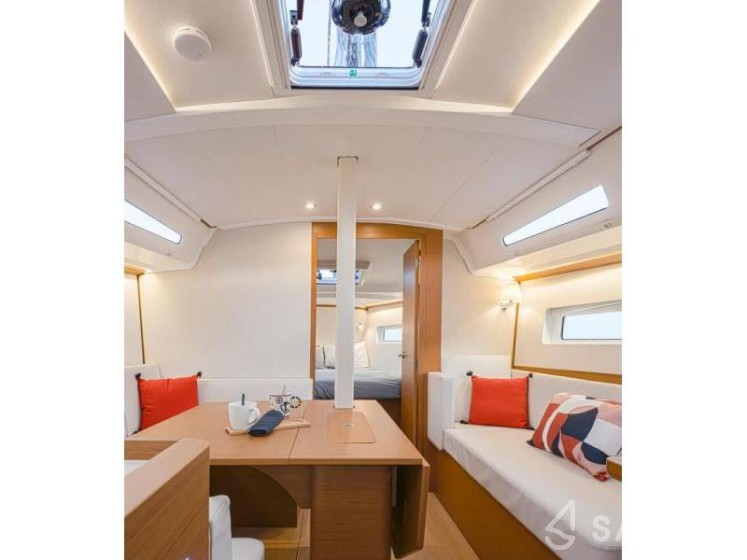 Sun Odyssey 380 - Yacht Charter Sailica