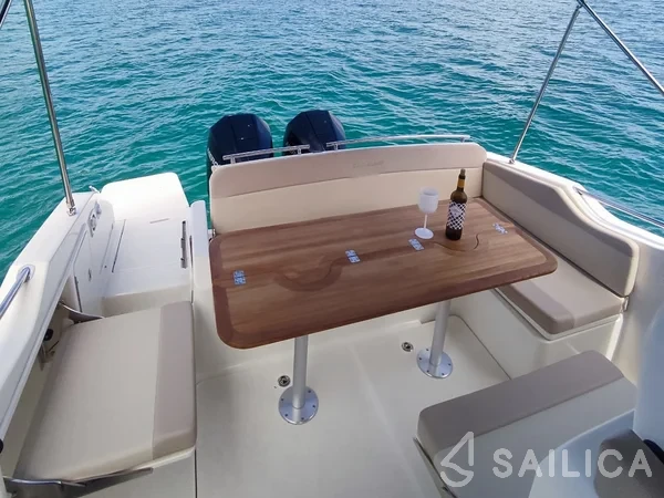 Quicksilver Activ 875 Sundeck - Yacht Charter Sailica