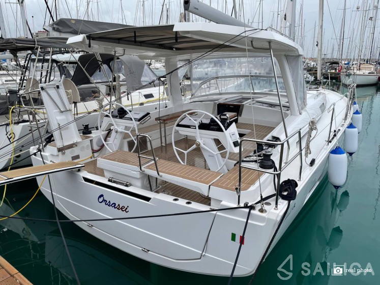 Hanse 460 - Yacht Charter Sailica