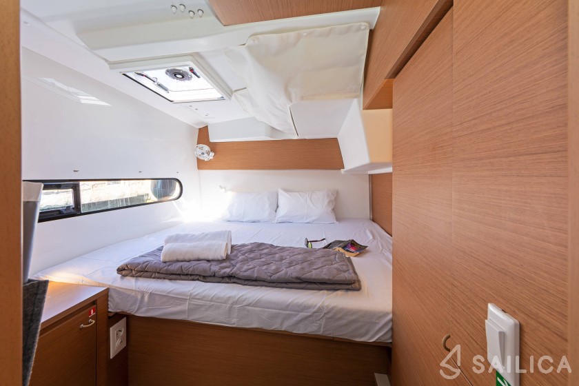 Excess 11 - Yacht Charter Sailica
