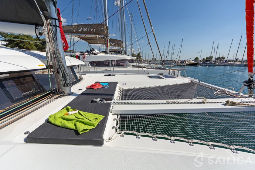 Excess 11 - Yacht Charter Sailica