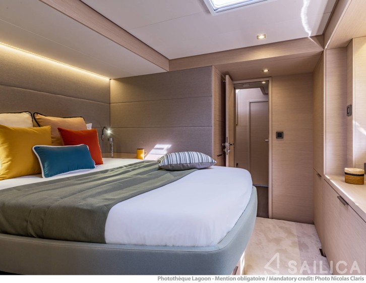 Lagoon 55 - Yacht Charter Sailica