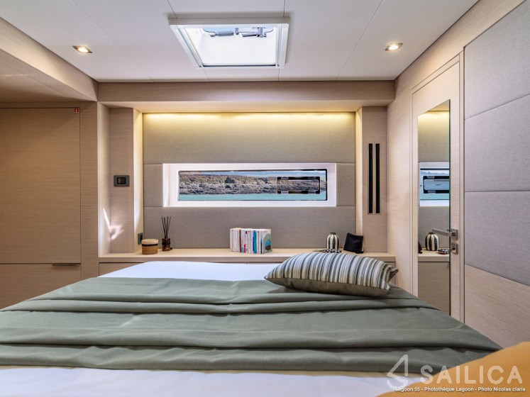 Lagoon 55 - Yacht Charter Sailica