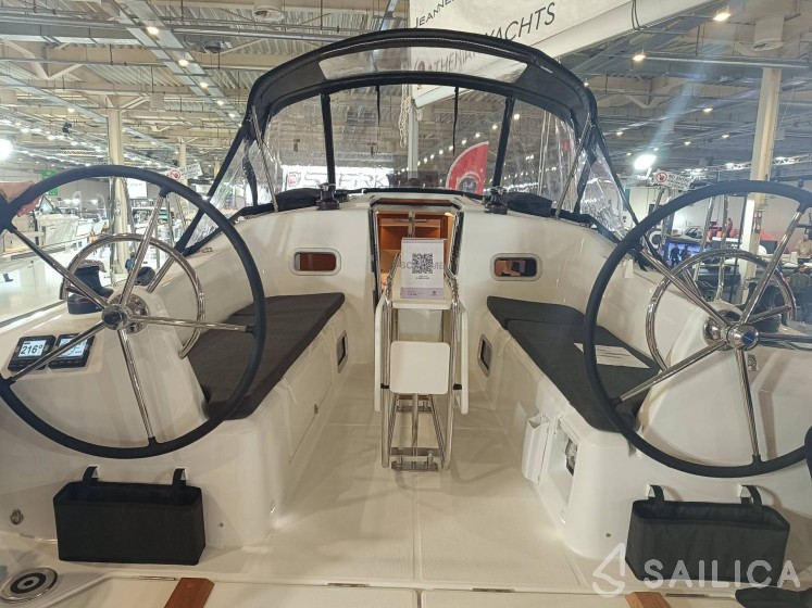 Sun Odyssey 350 - Yacht Charter Sailica
