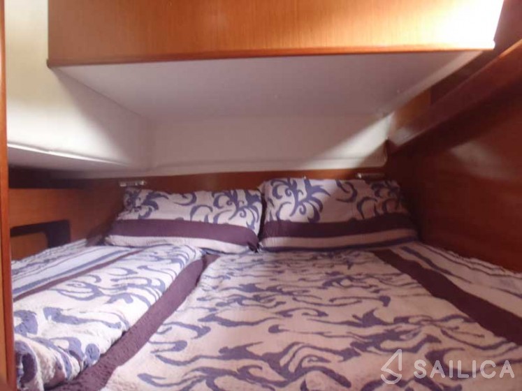 Antares 10.80 - Yacht Charter Sailica