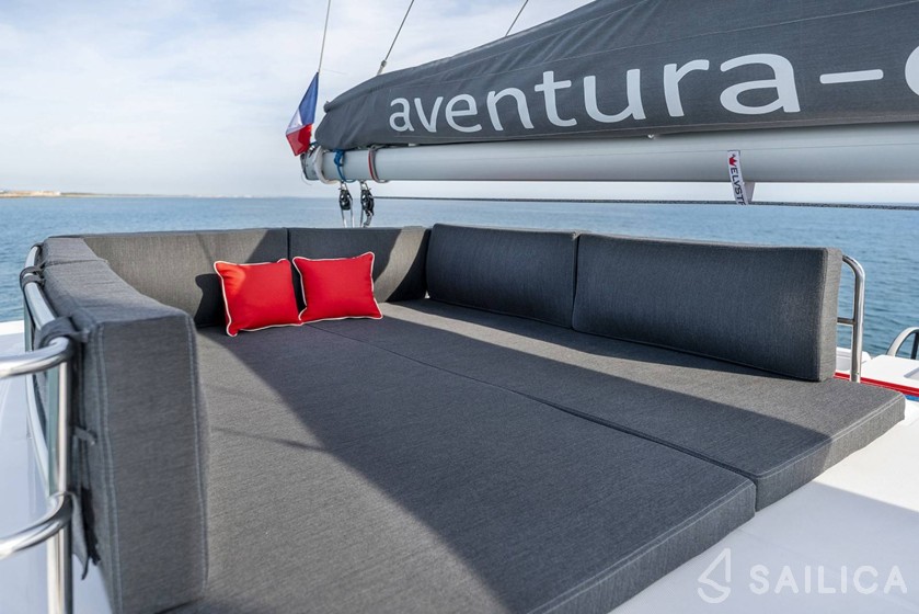 Aventura 37 - Yacht Charter Sailica