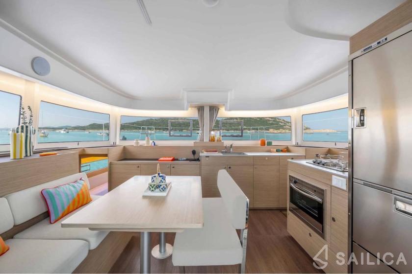Lagoon 38 - Yacht Charter Sailica