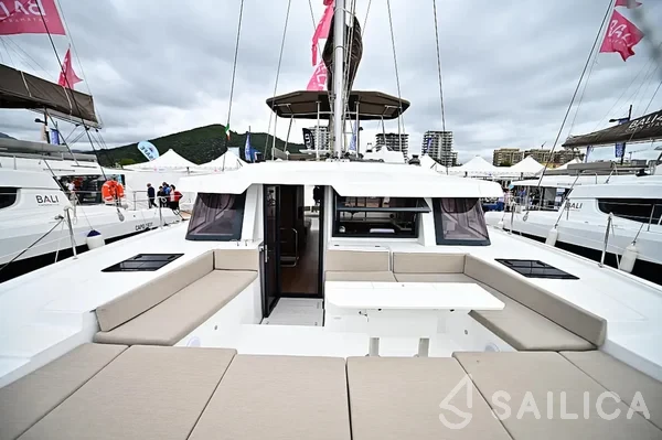 Bali 4.6 - Yacht Charter Sailica