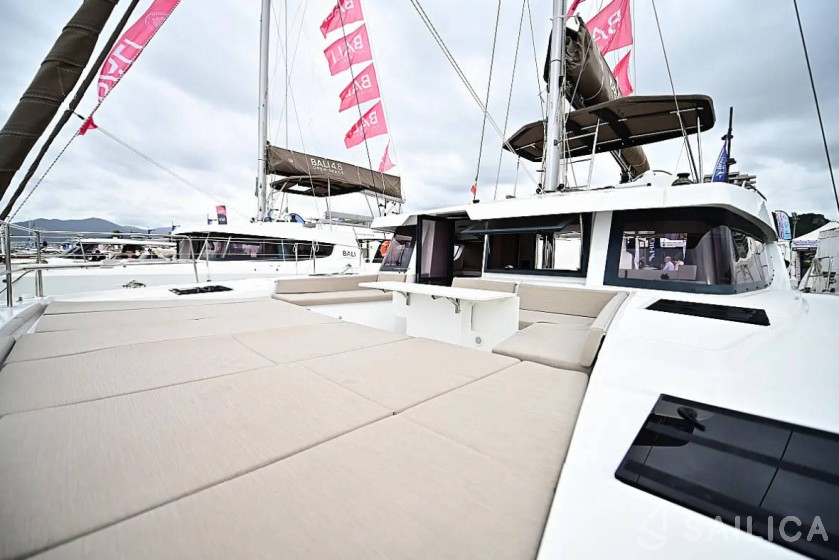 Bali 4.6 - Yacht Charter Sailica
