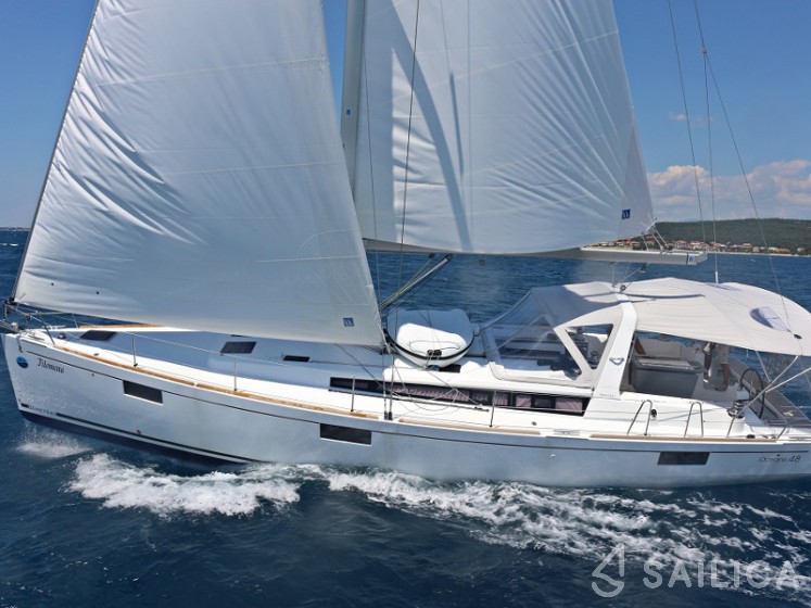Oceanis 48 - Yacht Charter Sailica