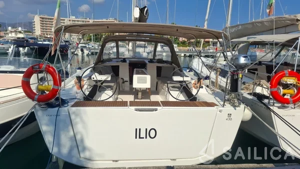 Dufour 430 - Yacht Charter Sailica