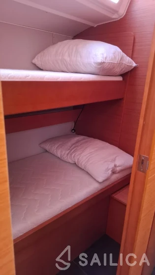 Dufour 430 - Yacht Charter Sailica