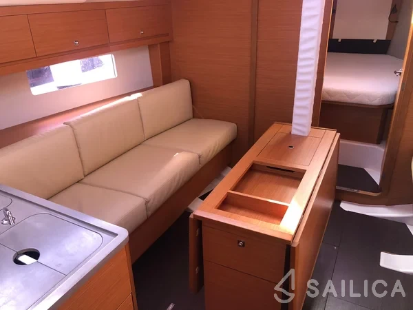 Dufour 37 - Yacht Charter Sailica