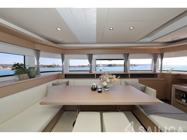 Lagoon 55 - Yacht Charter Sailica
