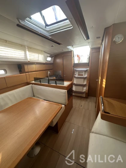 Sun Odyssey 379 - Yacht Charter Sailica