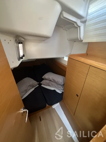 Sun Odyssey 379 - Yacht Charter Sailica