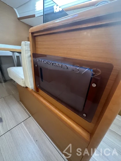 Sun Odyssey 379 - Yacht Charter Sailica