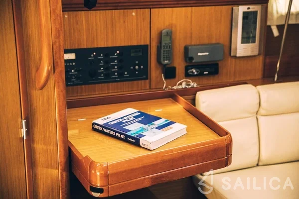 Sun Odyssey 42i - Yacht Charter Sailica