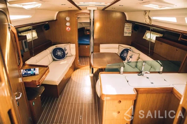 Sun Odyssey 42i - Yacht Charter Sailica