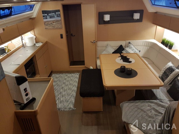 Bavaria 46 - Yacht Charter Sailica