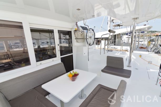 Lagoon 39 - Yacht Charter Sailica