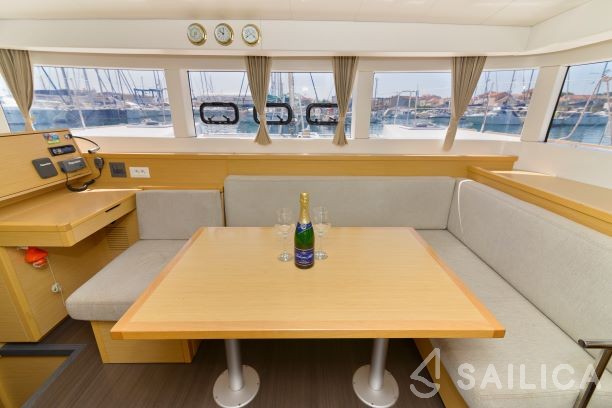 Lagoon 39 - Yacht Charter Sailica