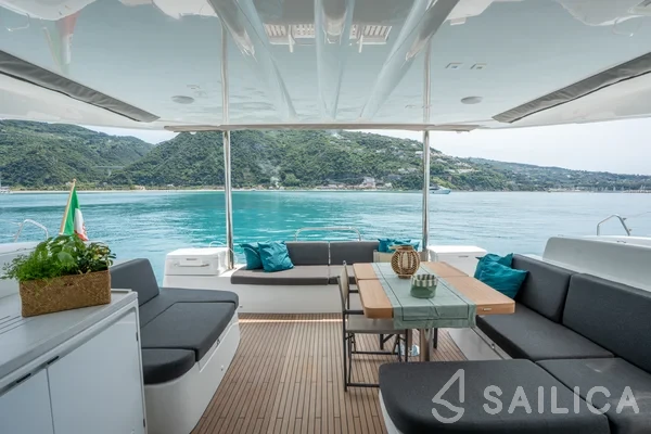 Lagoon 51 - Yacht Charter Sailica