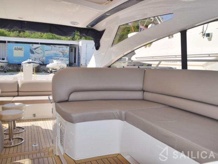 Princess V 58 - Yacht Charter Sailica