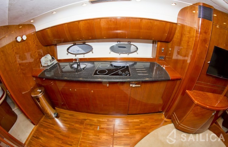 Princess V 58 - Yacht Charter Sailica