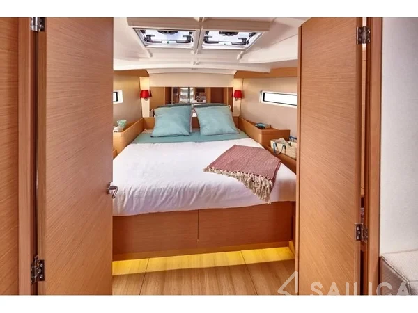 Sun Odyssey 490 - Yacht Charter Sailica