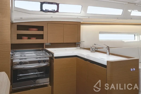 Sun Odyssey 380 - Yacht Charter Sailica