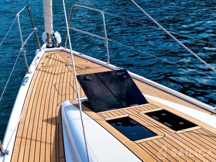Elan E5 - Yacht Charter Sailica